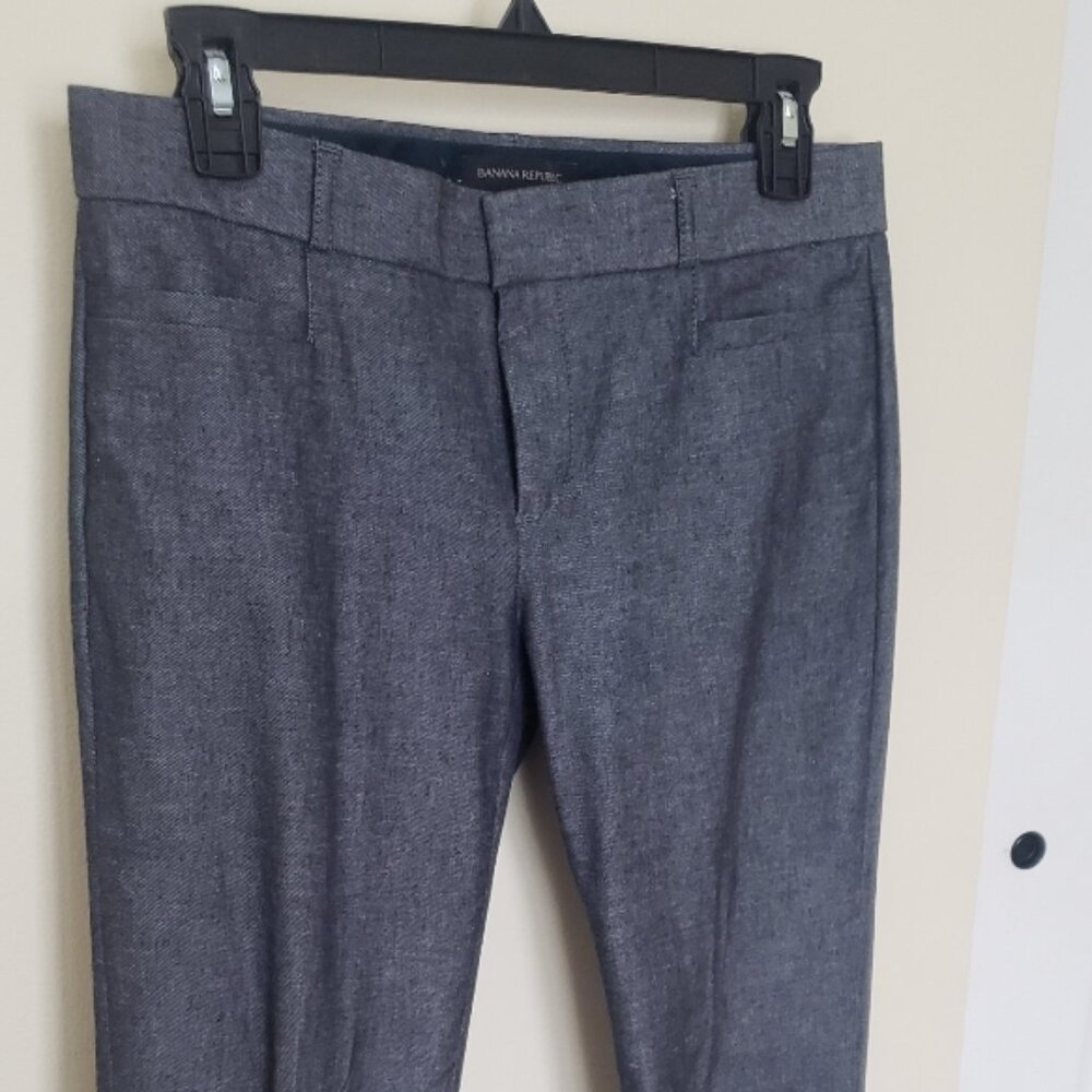 Barely worn Banana Republic women's navy dress slacks